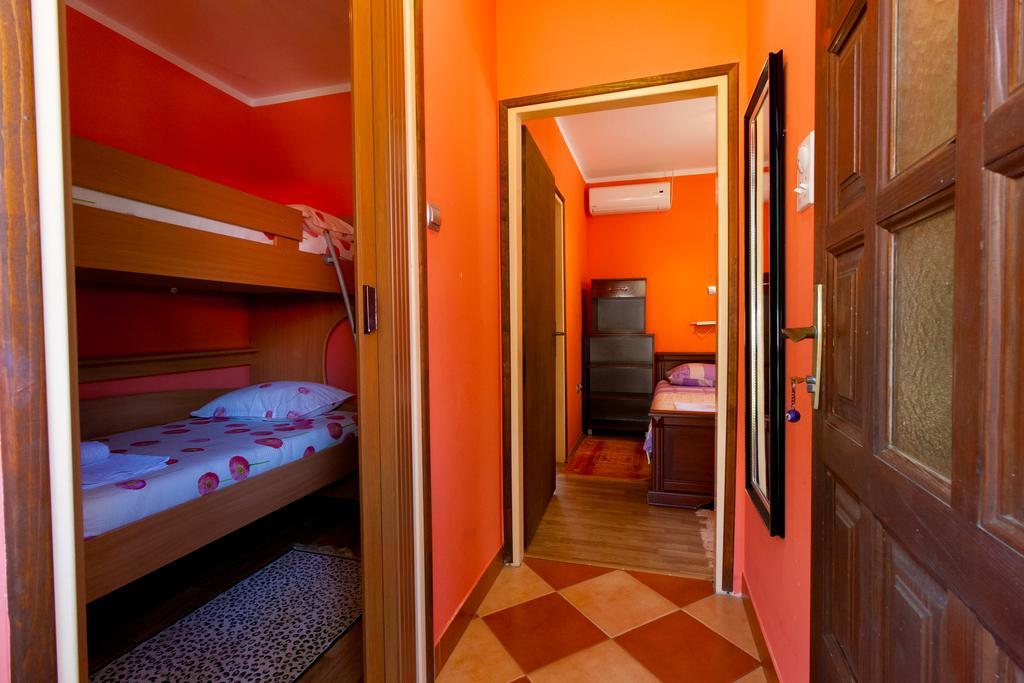 President Bungalows And Apartments Utjeha-Bušat Eksteriør billede